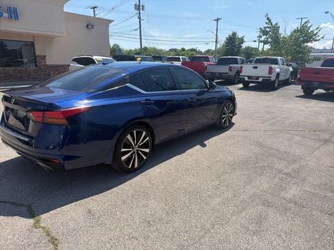 Used 2022 Nissan Altima 2.5 SR FWD image 4