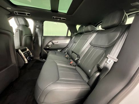 Used 2025 Land Rover Range Rover Sport Dynamic SE image 25