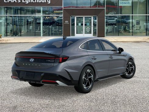 New 2026 Hyundai Sonata SEL FWD image 4