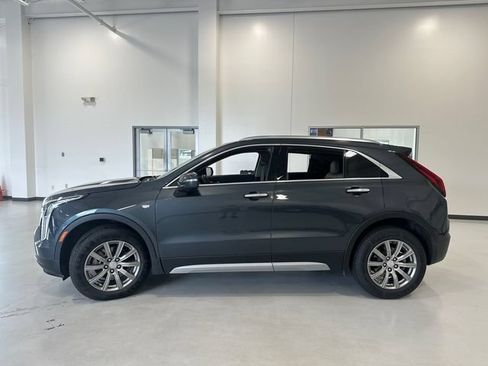 Used 2021 Cadillac XT4 Premium Luxury w/ Sun And Sound Package AWD/4WD image 4