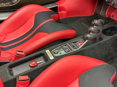 Certified 2015 Ferrari 458 Speciale A RWD image 19