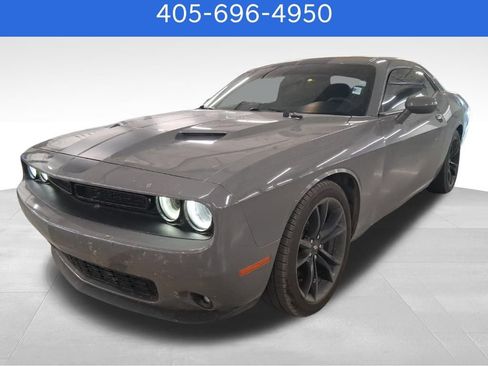 Used 2017 Dodge Challenger SXT Plus image 1