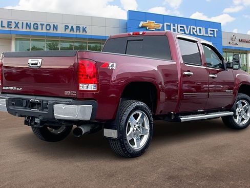 Used 2014 GMC Sierra 2500 SLT w/ SLT Convenience Package image 13