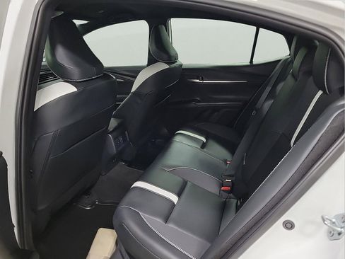 Certified 2025 Toyota Camry SE w/ Convenience Package image 9