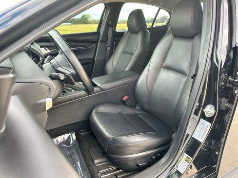 Used 2021 MAZDA MAZDA3 2.5 Turbo Sedan w/Premium Plus image 11