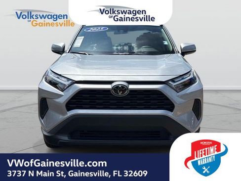 Used 2025 Toyota RAV4 XLE w/ Convenience Package FWD image 9