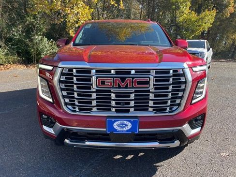 New 2026 GMC Yukon Denali w/ Sun & Power Step Package image 8