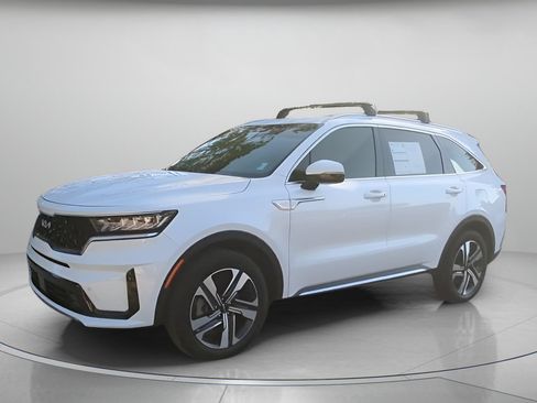 Used 2023 Kia Sorento EX AWD/4WD image 13
