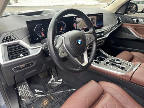 Certified 2023 BMW X7 xDrive40i w/ Executive Package image 19