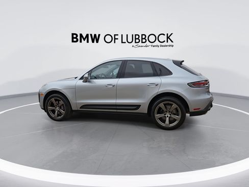 Used 2025 Porsche Macan AWD/4WD image 6