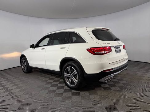 Used 2019 Mercedes-Benz GLC 300 4MATIC image 7