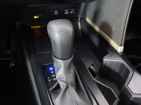 Used 2025 Toyota Camry LE w/ Convenience Package image 42