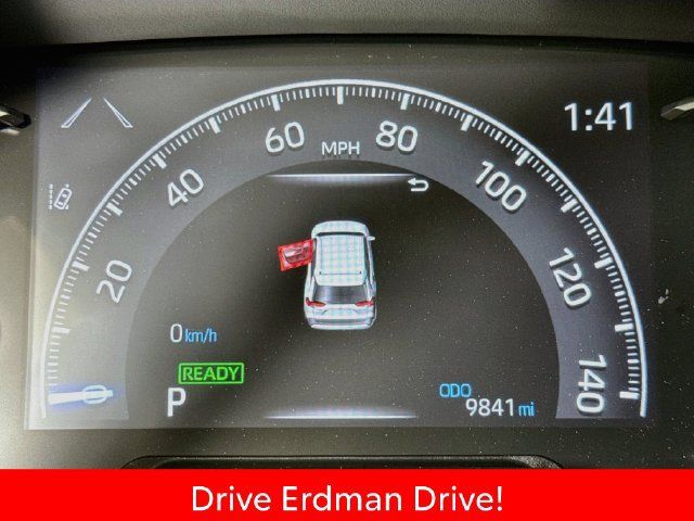 Certified 2025 Toyota RAV4 LE AWD/4WD image 33