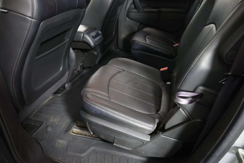 Used 2014 Buick Enclave Leather AWD/4WD image 17