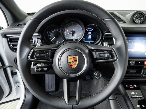 New 2026 Porsche Macan S image 9
