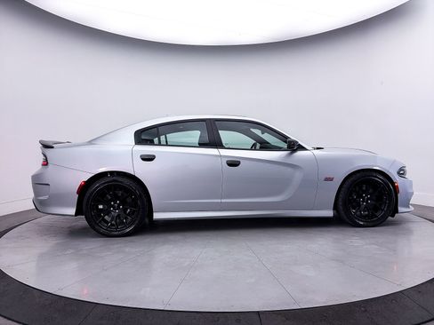 Used 2022 Dodge Charger Scat Pack RWD image 42