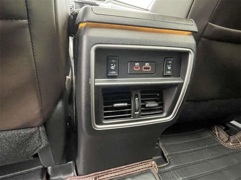 Used 2020 Nissan Murano Platinum w/ Cargo Package image 13