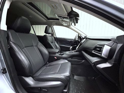 Used 2025 Subaru Outback Limited image 15