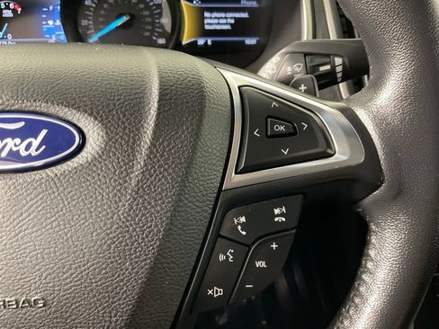 Certified 2019 Ford Edge SEL AWD/4WD image 24