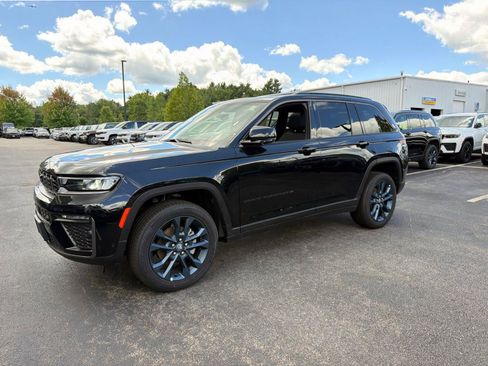 New 2026 Jeep Grand Cherokee Limited AWD/4WD image 4