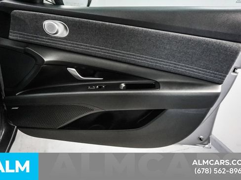 Used 2023 Hyundai Elantra Limited FWD image 37
