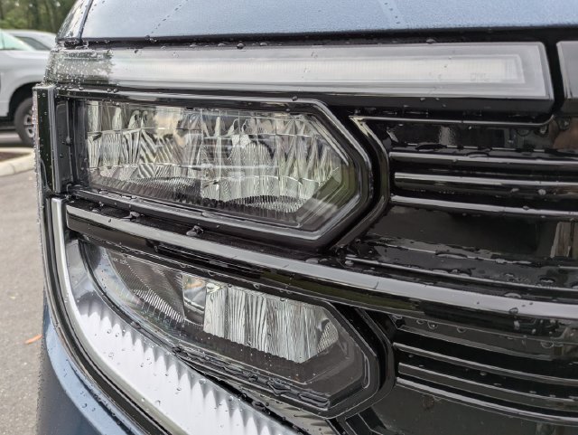 Certified 2027 Ford Expedition Max Platinum w/ Driver's Package AWD/4WD image 10