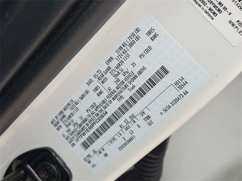Used 2023 Ford F150 Lariat image 34