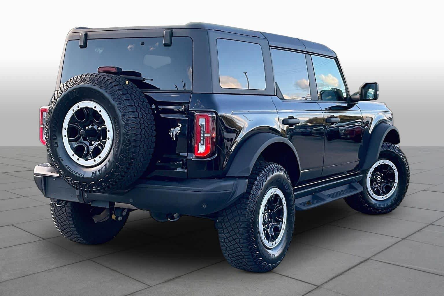 Used 2024 Ford Bronco Badlands AWD/4WD image 12