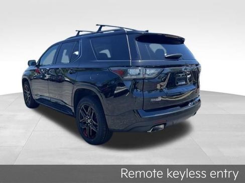 Used 2021 Chevrolet Traverse Premier w/ Redline Edition AWD/4WD image 5