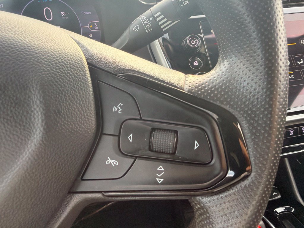 Used 2023 Chevrolet Bolt EUV LT w/ Driver Confidence Package FWD image 42