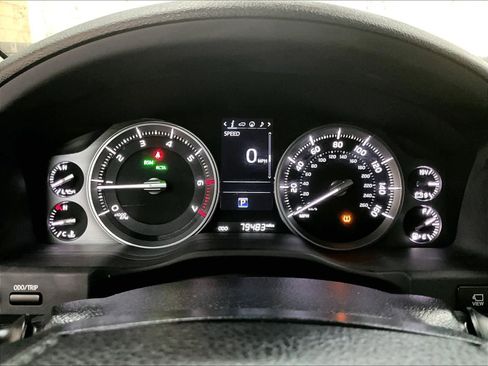Used 2019 Toyota Land Cruiser AWD/4WD image 22