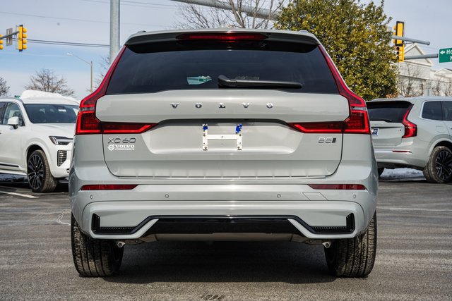 Used 2026 Volvo XC60 B5 Ultra w/ Protection Package Premier AWD/4WD image 6