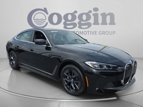 Used 2024 BMW i4 eDrive35 w/ Convenience Package RWD image 7