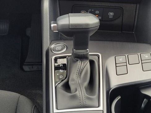 New 2026 Kia Sportage LX w/ LX Convenience Package FWD image 18