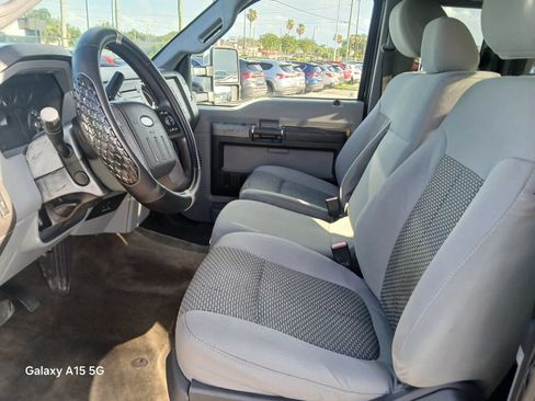 Used 2015 Ford F250 XLT w/ XLT Interior Package AWD/4WD image 9
