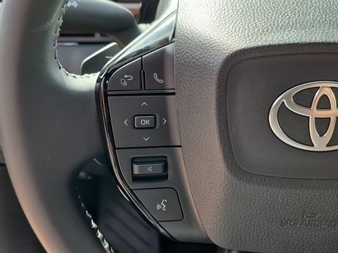 Certified 2026 Toyota C-HR AWD/4WD image 25