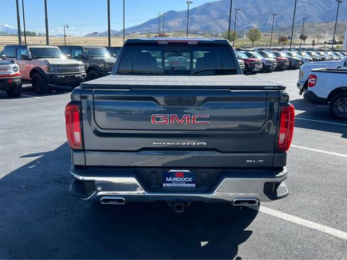 Used 2021 GMC Sierra 1500 SLT w/ SLT Premium Plus Package AWD/4WD image 9