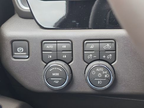 New 2026 Chevrolet Silverado 3500 LT w/ Convenience Package image 21