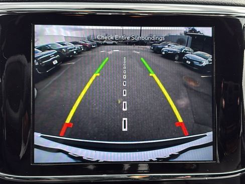 Used 2021 Jeep Grand Cherokee Limited image 19