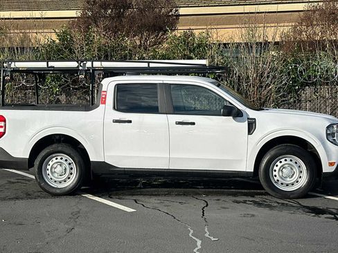 Used 2025 Ford Maverick XLT w/ Equipment Group 302A image 7