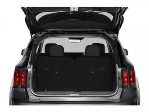 Used 2022 Kia Sorento S image 14