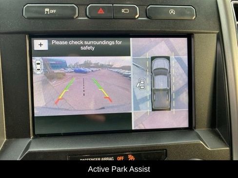 Used 2018 Ford F150 Platinum w/ Equipment Group 701A Luxury image 13