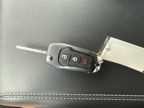 Used 2025 Ford F150 STX RWD image 29
