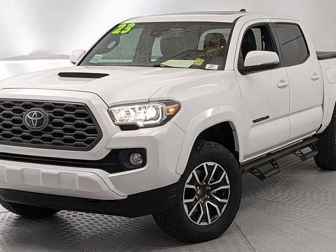 Used 2023 Toyota Tacoma TRD Sport w/ TRD Premium Sport Package RWD image 6