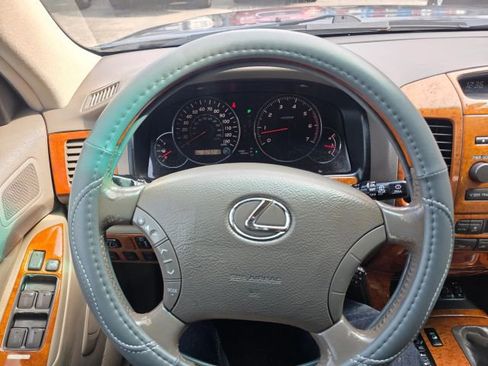 Used 2004 Lexus GX 470 image 15