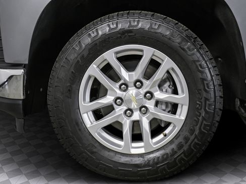 Used 2020 Chevrolet Silverado 1500 LT w/ All-Star Edition image 34