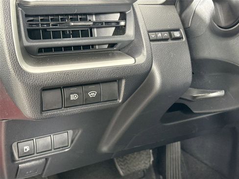 Certified 2024 Toyota Prius Limited image 14