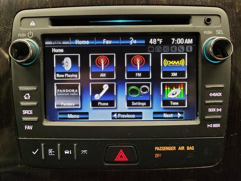 Used 2017 Chevrolet Traverse LT w/ Style and Technology Package AWD/4WD image 25