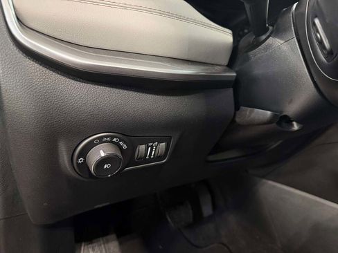 New 2026 Jeep Compass Limited image 28