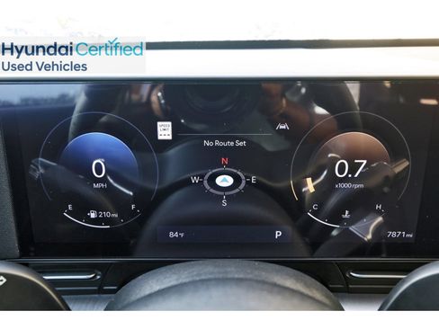 Certified 2025 Hyundai Kona SEL FWD image 17
